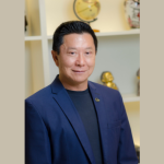 Milton Seigi Hayashi apresenta as principais indicações, técnicas e cuidados para um implante mamário harmonioso e seguro.