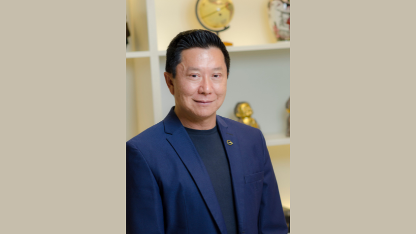 Milton Seigi Hayashi apresenta as principais indicações, técnicas e cuidados para um implante mamário harmonioso e seguro.