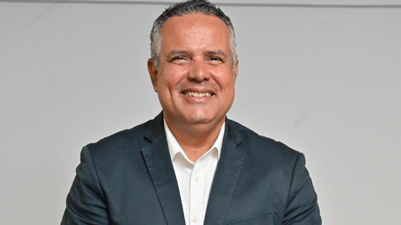 Infraestrutura para captação e reúso de água em plantas industriais segundo Elmar Juan Passos Varjão Bomfim como estratégia de eficiência hídrica. Conteúdo de Elmar Juan Passos Varjão Bomfim.