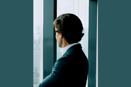 Planejamento financeiro e longevidade: como o dinheiro influencia viver mais e melhor? Entenda neste artigo com Ian dos Anjos Cunha no centro da análise.